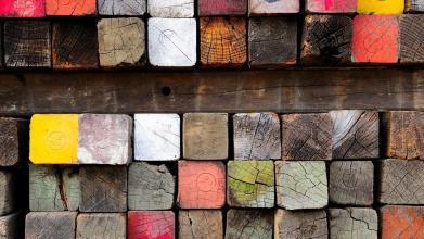 影响木质涂刷装修涂料缺陷的五大原因