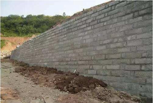 重力式挡土墙设计 重力式挡土墙施工方案
