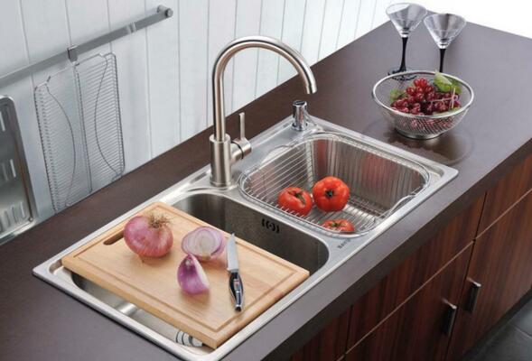 厨房水槽安装费是多少 厨房水槽安装步骤