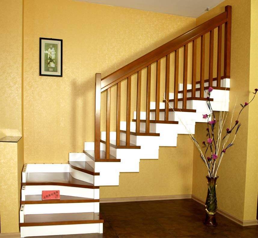 家用楼梯一般多宽 家用楼梯宽度