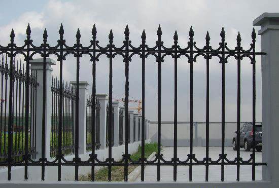 铸铁栏杆价格是多少 铸铁栏杆施工工艺