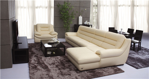 沙发维修换皮的方法 皮质沙发的保养方法